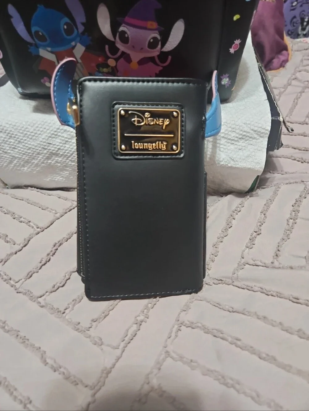 Disney Loungefly Stitch Vampire Bat Halloween Card Holder Wallet